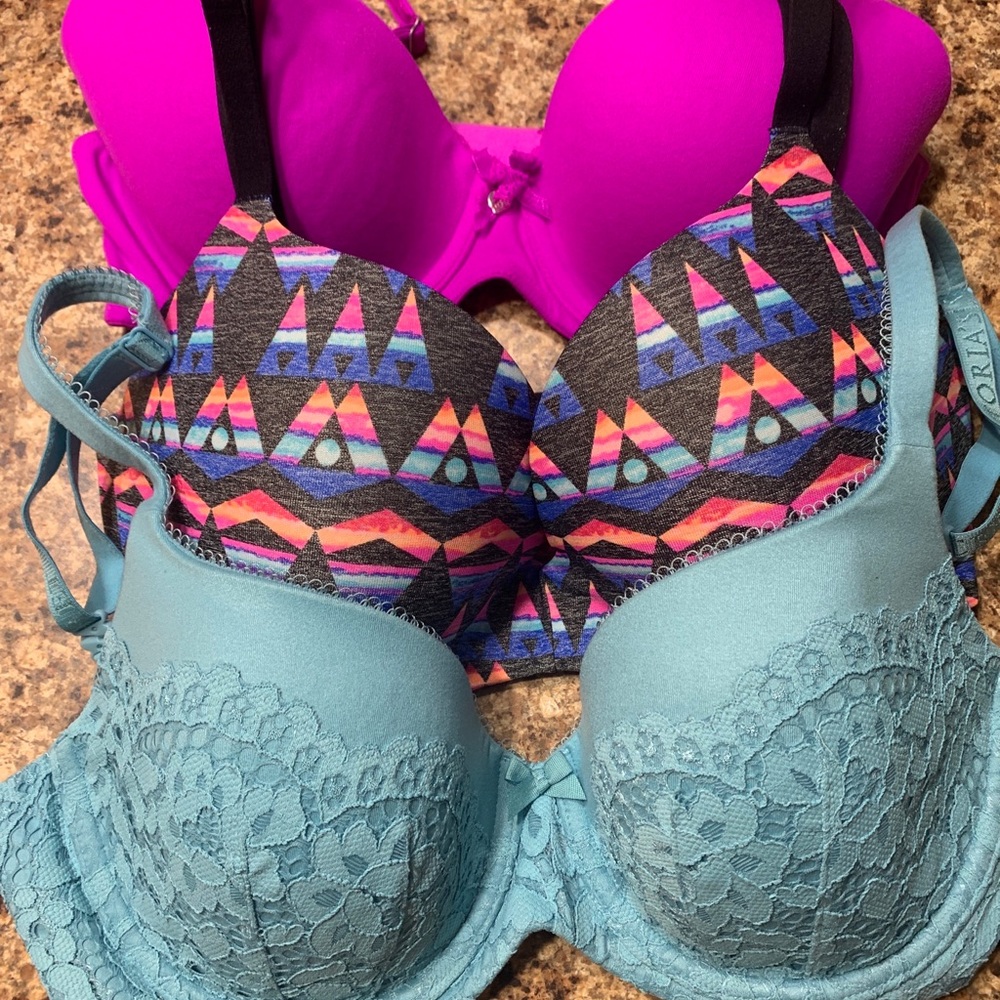 Victoria Secret Womens bra lot of 3 pre-owned VGC SIZE 32DD